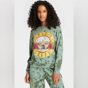 Urban Outfitters Guns n Roses Sweatshirt (Large)